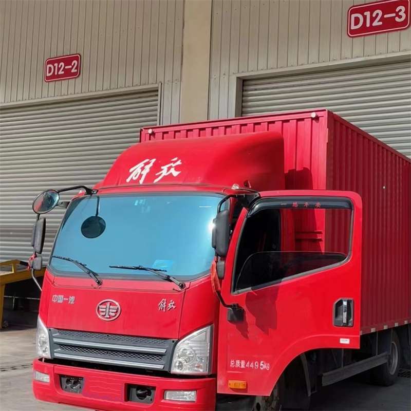 涪陵区阿拉尔市物流专线：大件快运与进仓出口的高效之旅